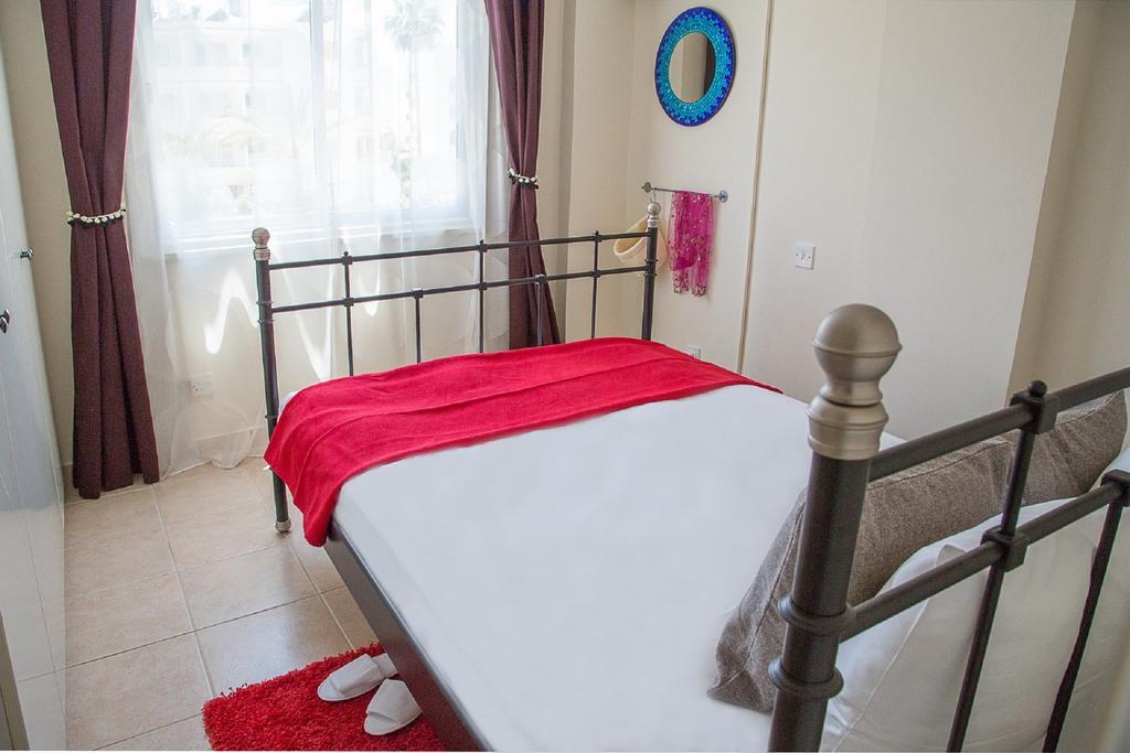 Paphos Love Nest Apartment ห้อง รูปภาพ
