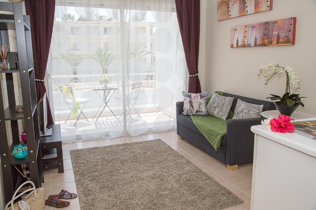 Paphos Love Nest Apartment ห้อง รูปภาพ